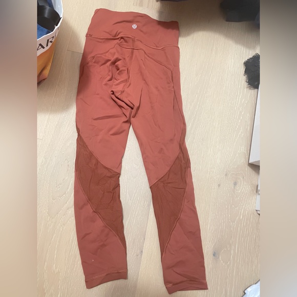 Lululemon legging - Picture 3 of 7